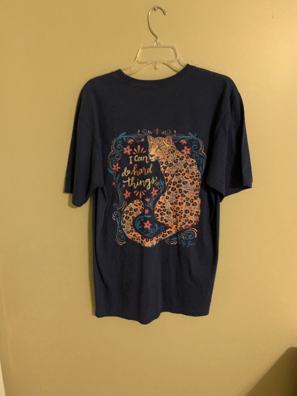 LILLY GRACE TEE SHIRT SIZE-MD  NWOT